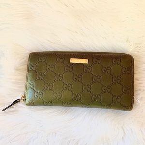 GUCCI Ladies Zip Around Leather Wallet